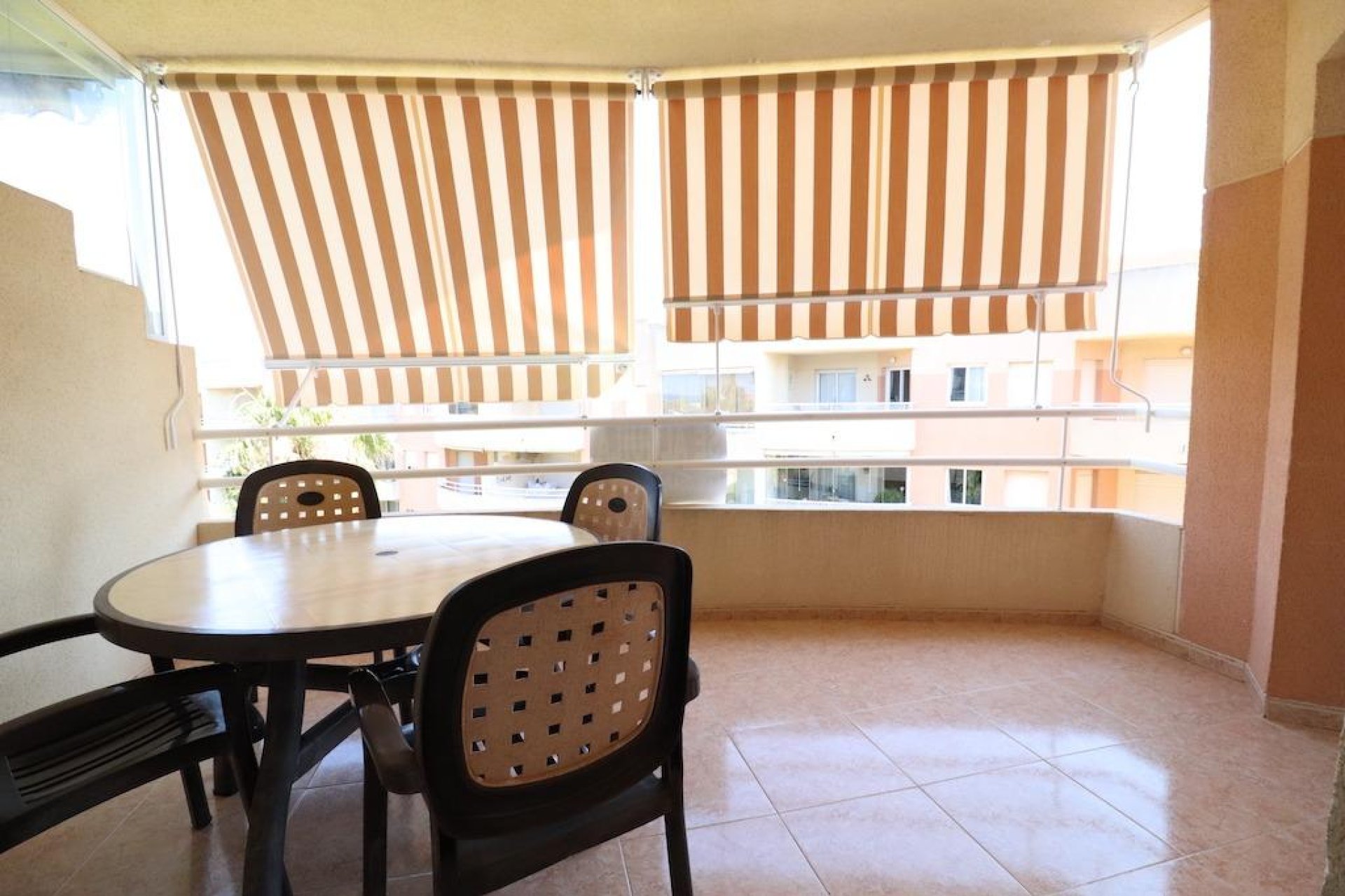 Alquiler a largo plazo - Apartamento - Orihuela Costa - Campoamor