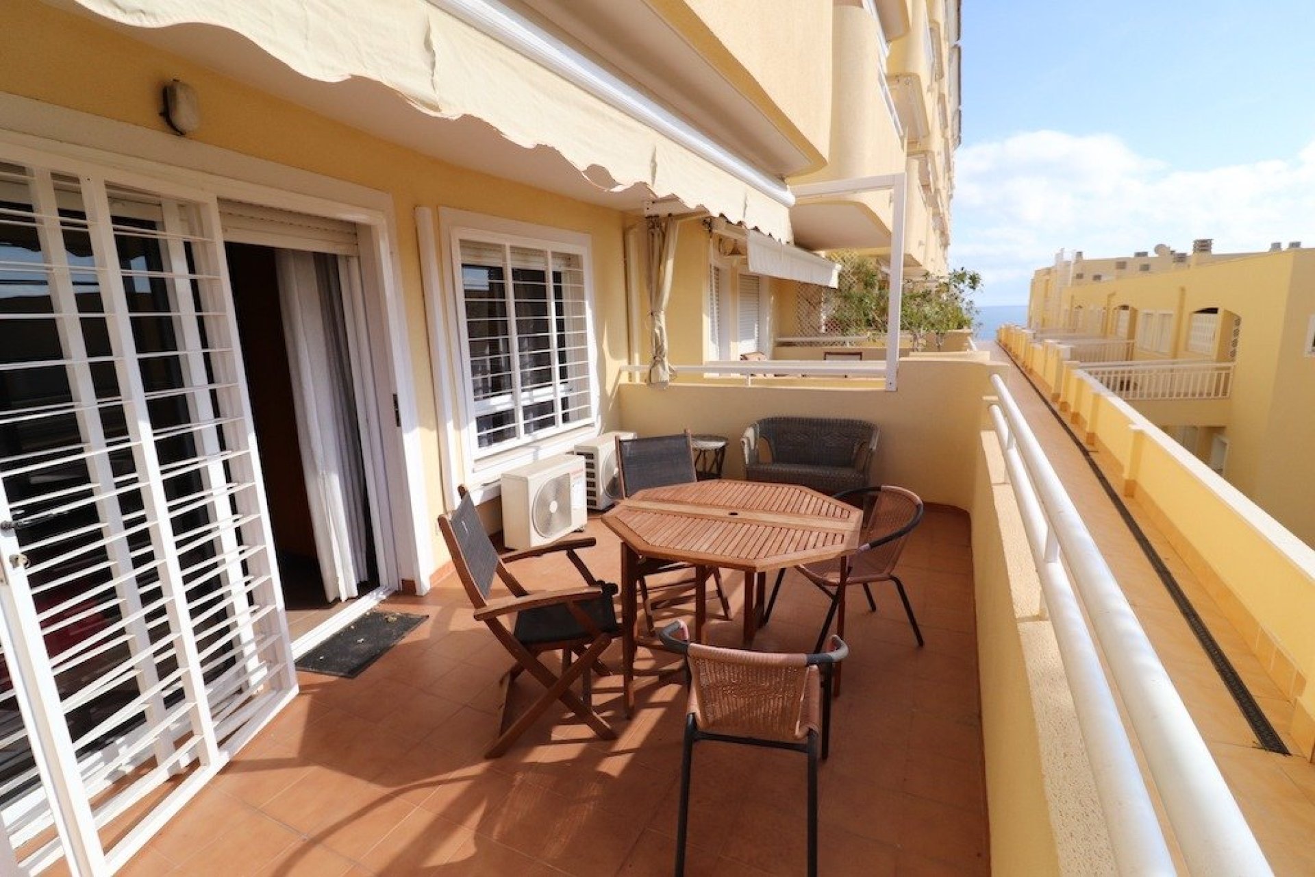 Alquiler a largo plazo - Apartamento - Orihuela Costa - Campoamor