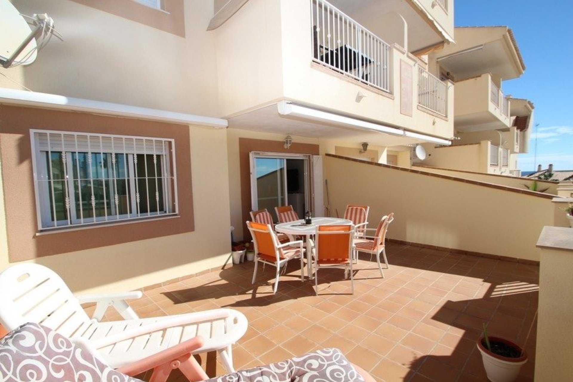 Alquiler a largo plazo - Apartamento - Orihuela Costa - Campoamor