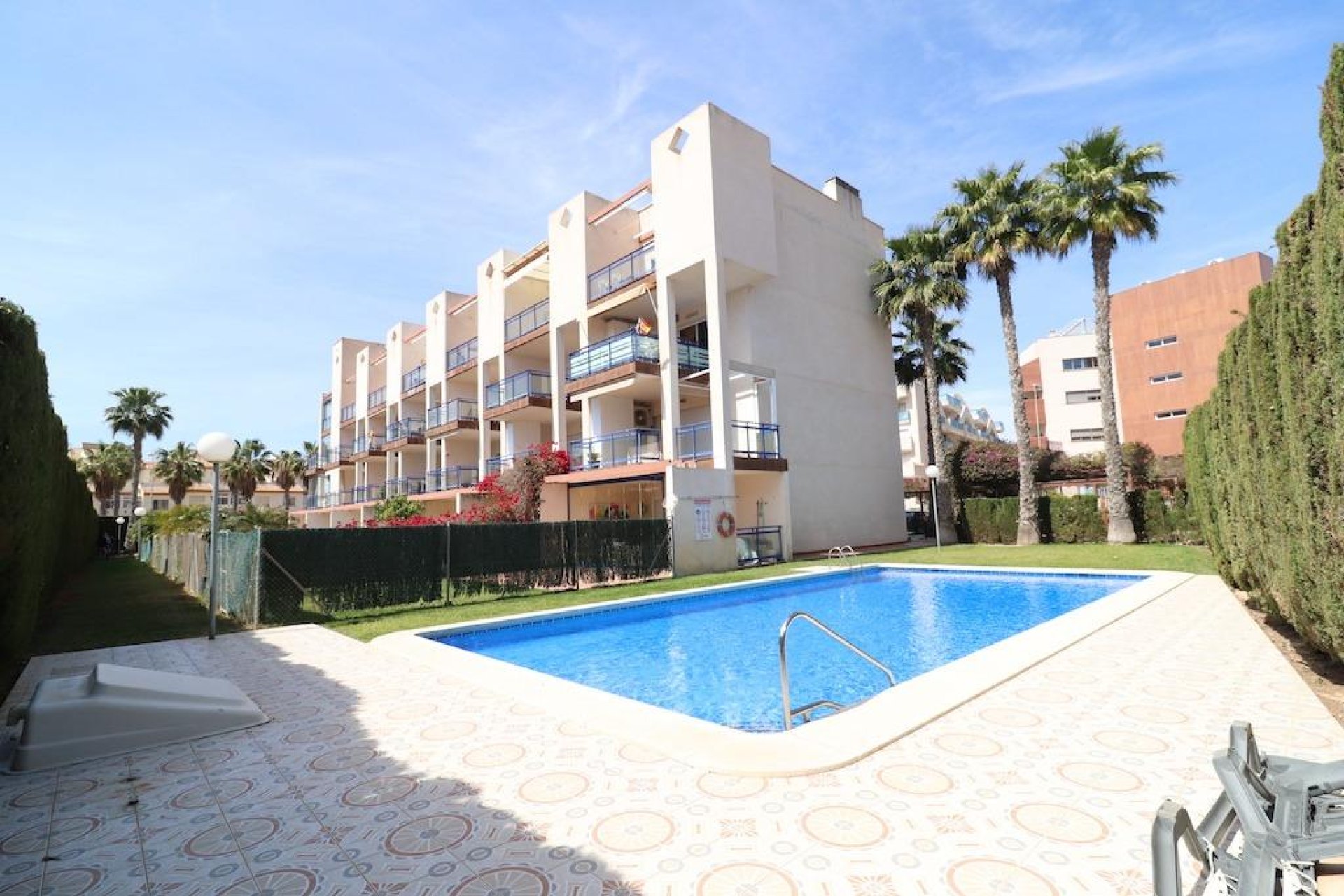 Alquiler a largo plazo - Apartamento - Orihuela Costa - La Regia