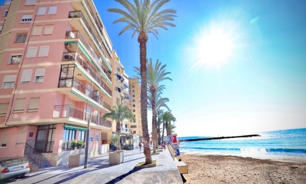 Apartamento - Herverkoop - Torrevieja - Playa del Cura