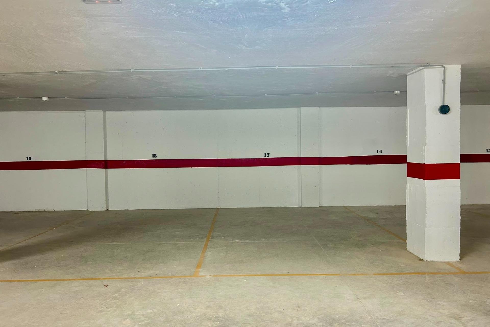 Bestaande woning  - Appartement  - Torrevieja - Centro