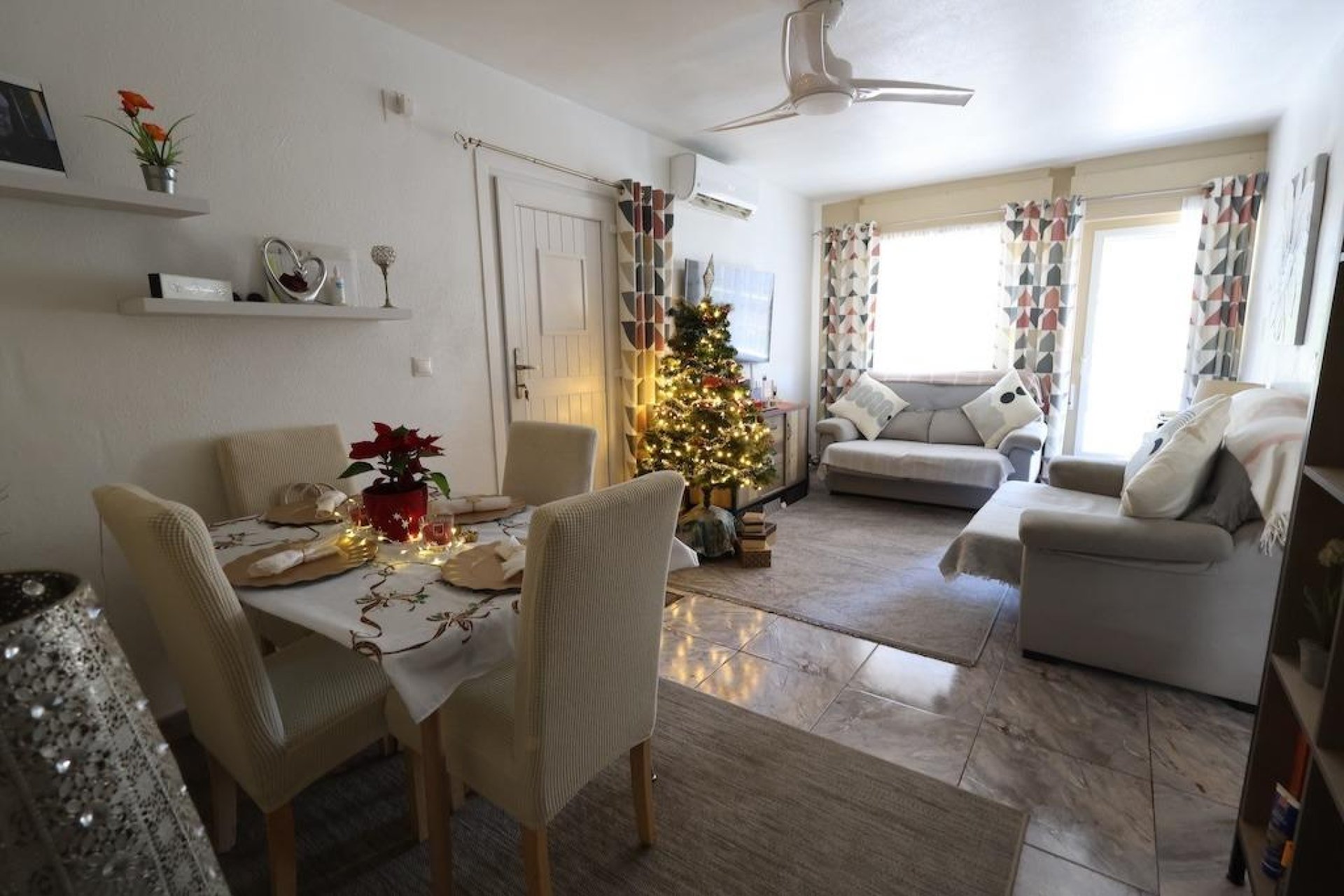 Bestaande woning  - Bungalow  bovenverdieping - Torrevieja - Torretas