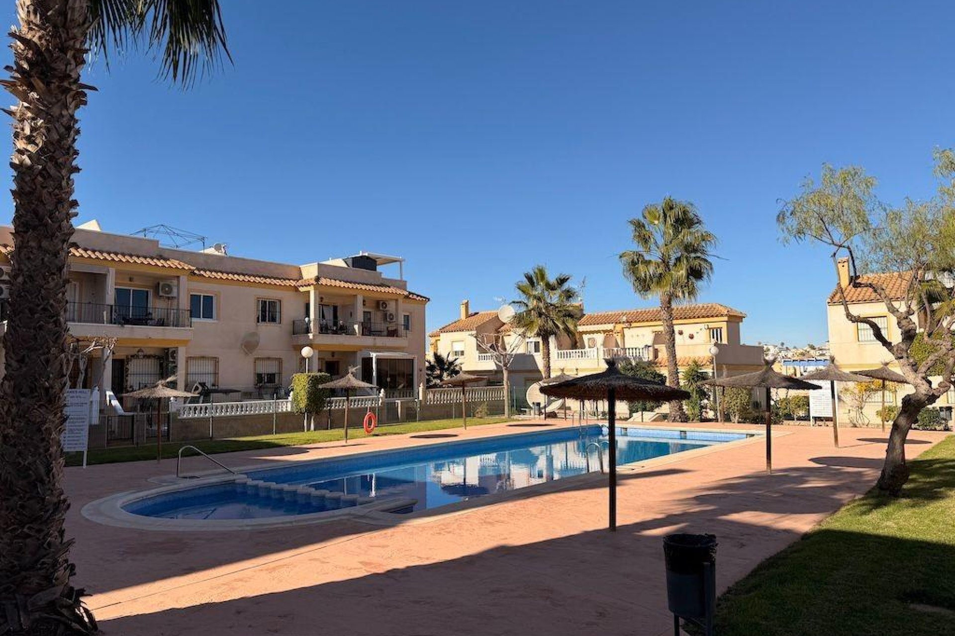 Bestaande woning  - Bungalow - Orihuela Costa - Las Filipinas