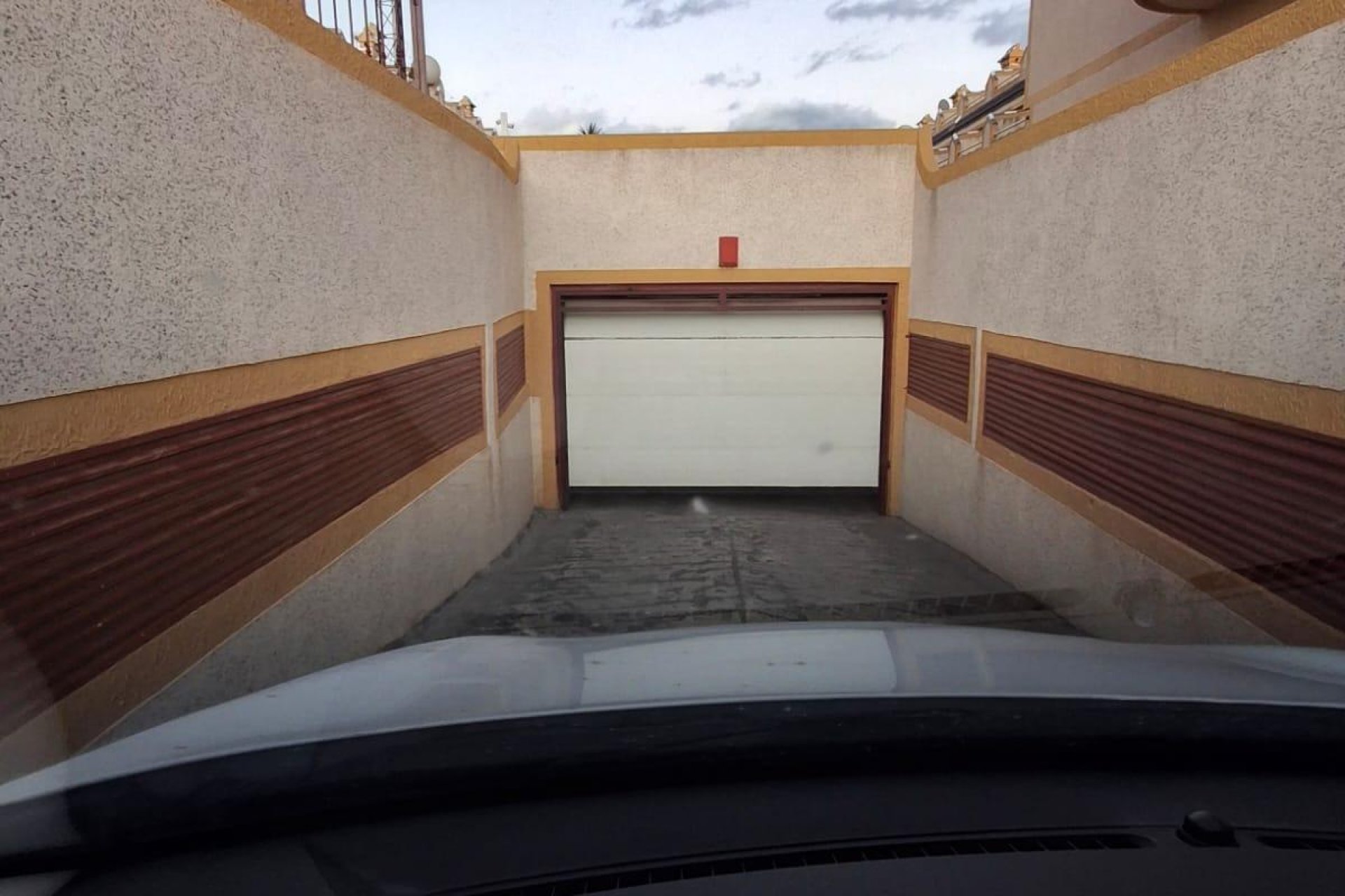 Bestaande woning  - Garage - Orihuela Costa - Los Almendros-La Florida