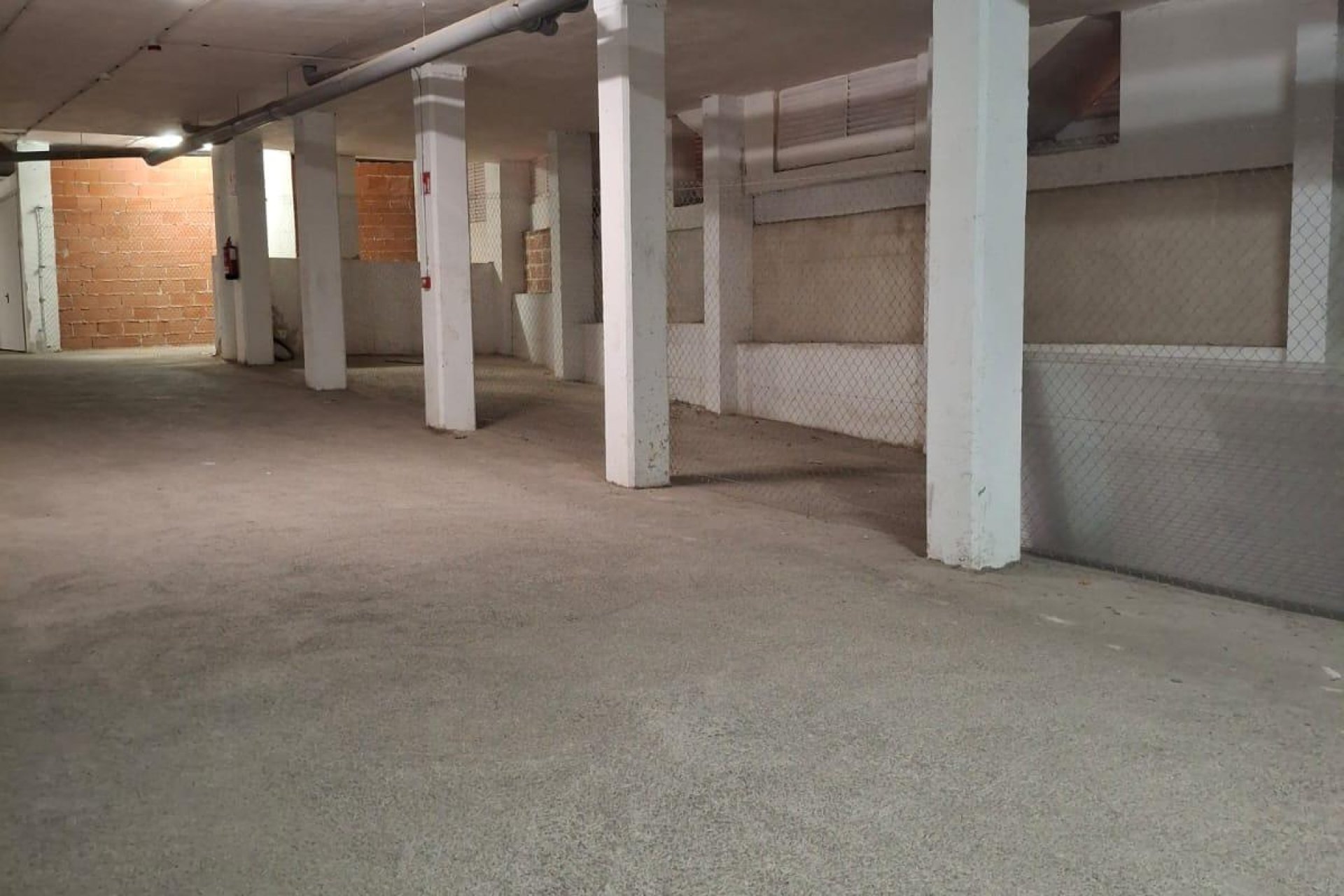 Bestaande woning  - Garage - Orihuela Costa - Los Almendros-La Florida