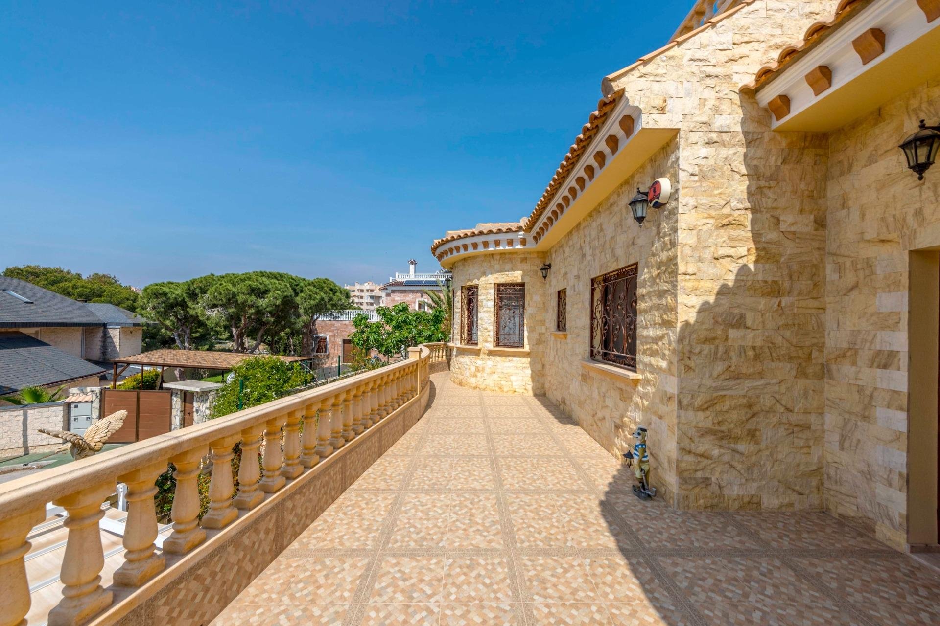 Bestaande woning  - Villa - Orihuela Costa - Campoamor