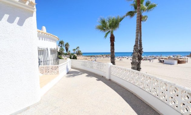 Chalet - Alquiler a corto plazo - Cabo Roig - ALQ460