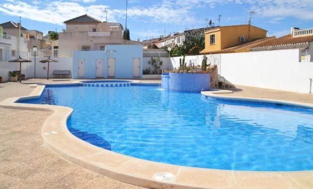Halfvrijstaande  woning - Bestaande woning  - Torrevieja - Los balcones