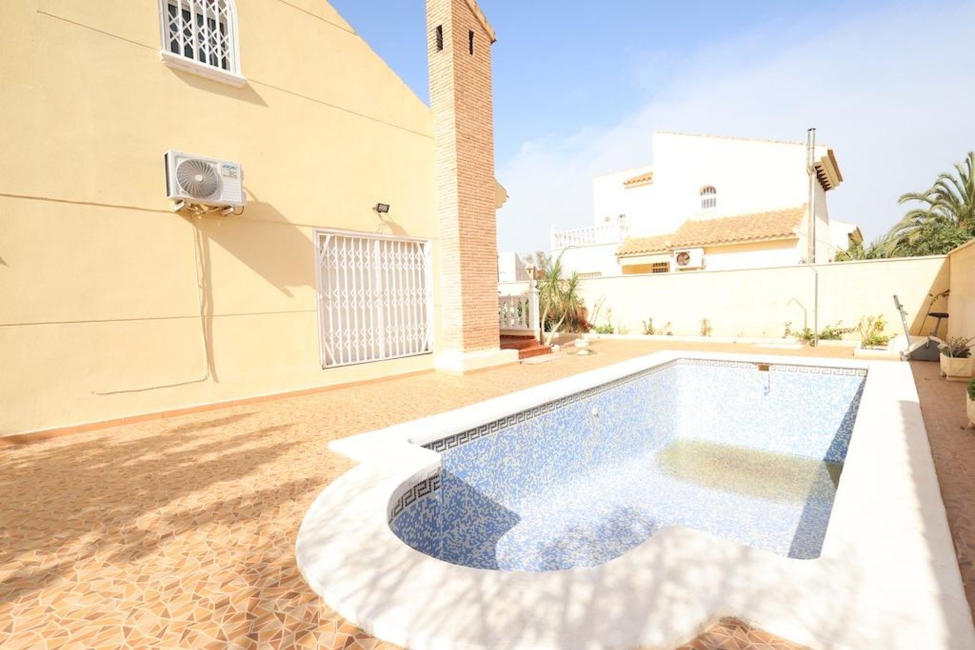 Herverkoop - Chalet - Orihuela Costa - Playa Flamenca