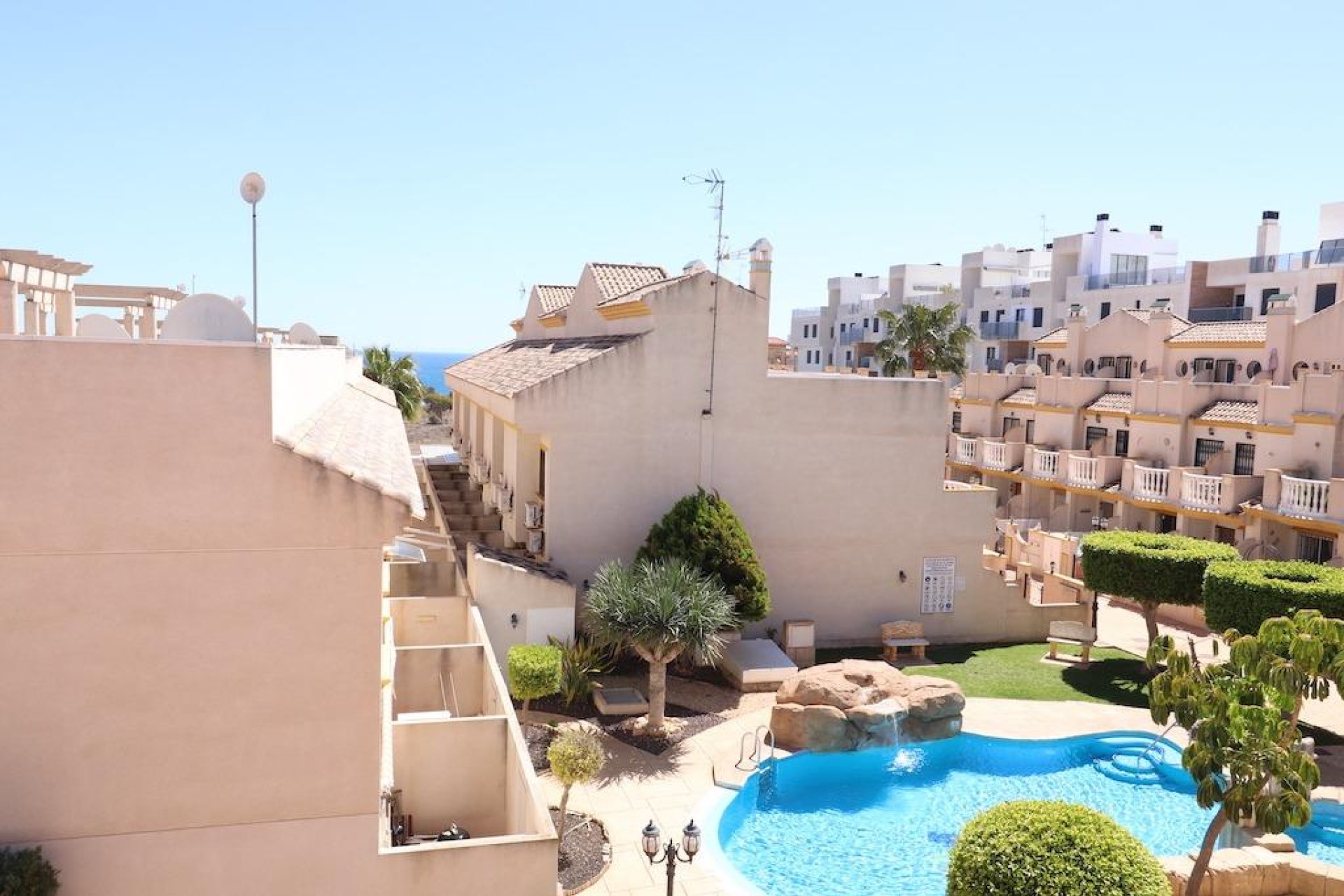 Lange Termijn Verhuur - Casa Tipo Dúplex - Orihuela Costa - Agua Marina