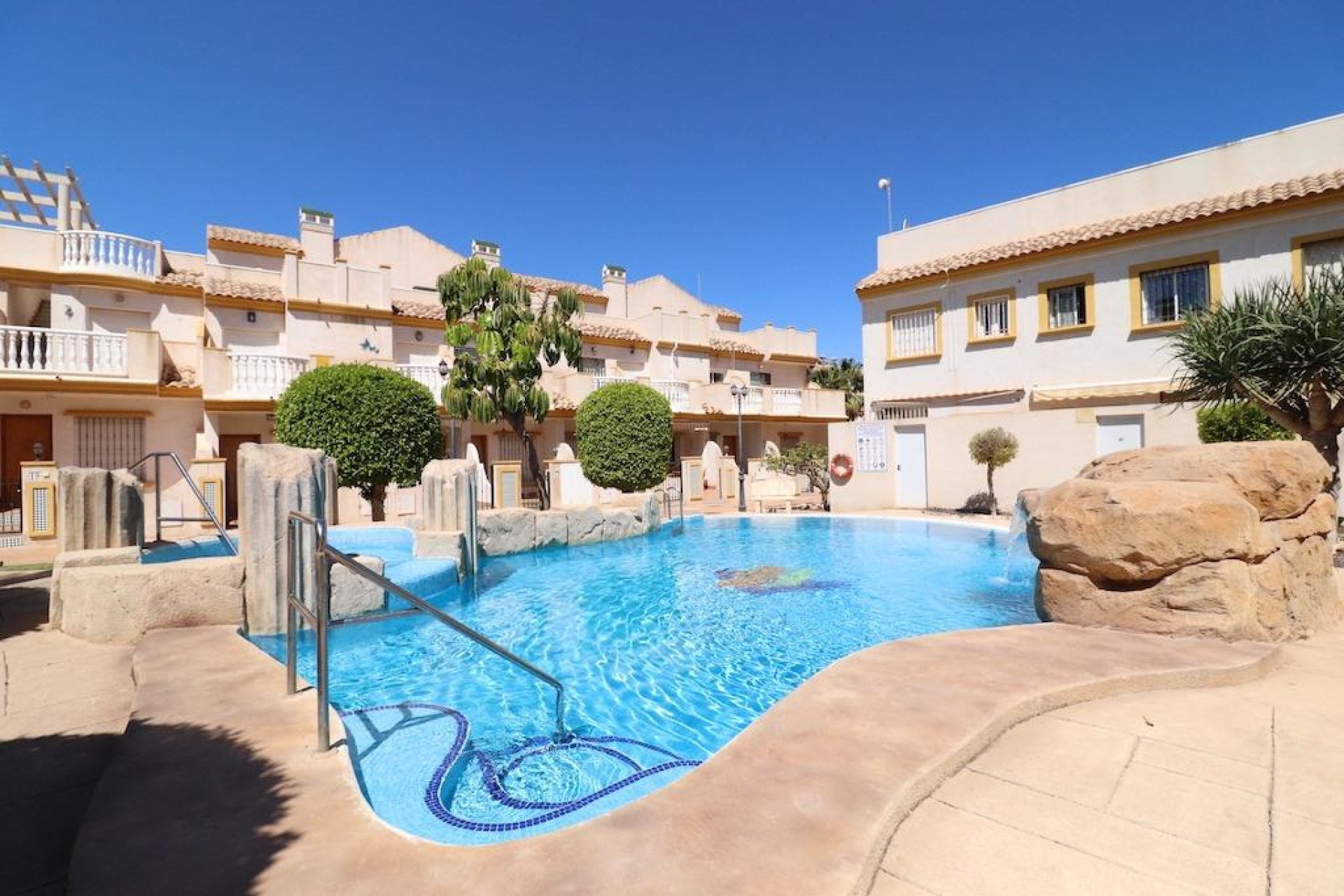 Lange Termijn Verhuur - Casa Tipo Dúplex - Orihuela Costa - Agua Marina