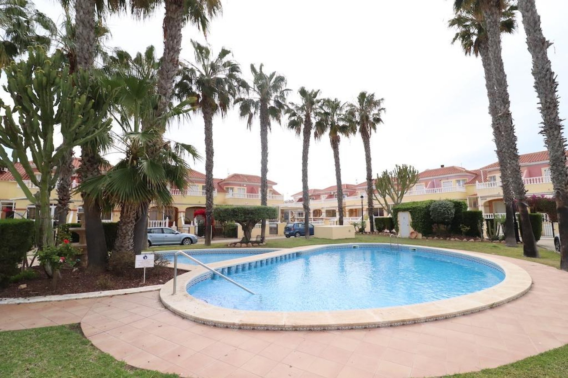 Location à long terme - Maison de ville - Orihuela Costa - La Zenia