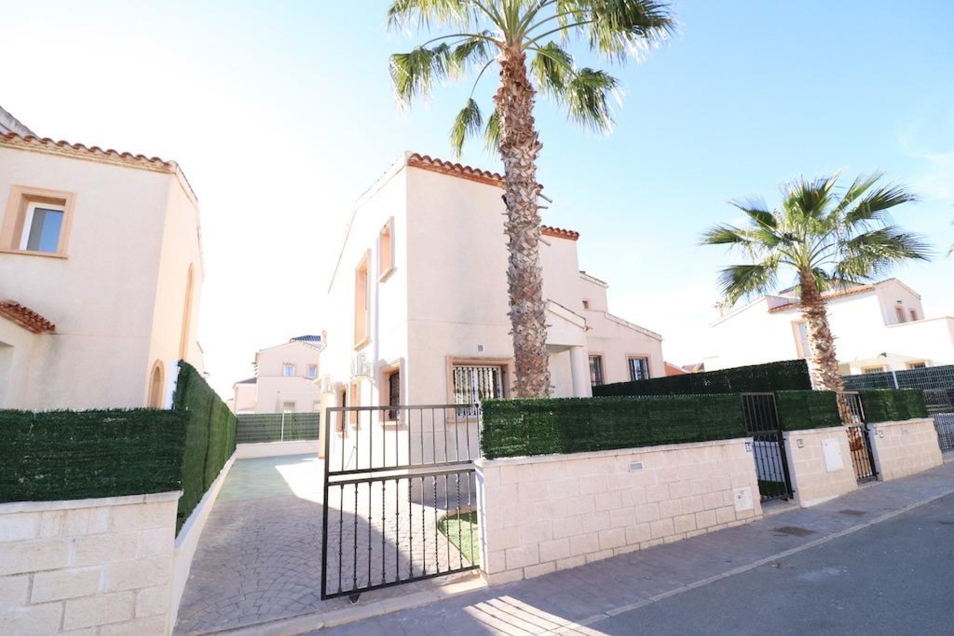 Location - Chalet - Guardamar del Segura - Urb el raso