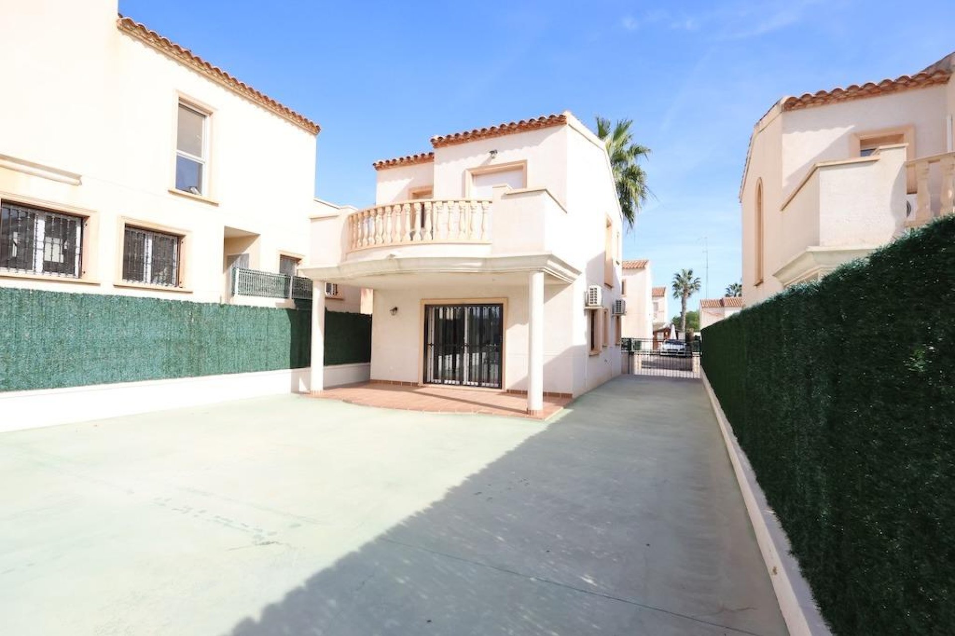 Location - Chalet - Guardamar del Segura - Urb el raso