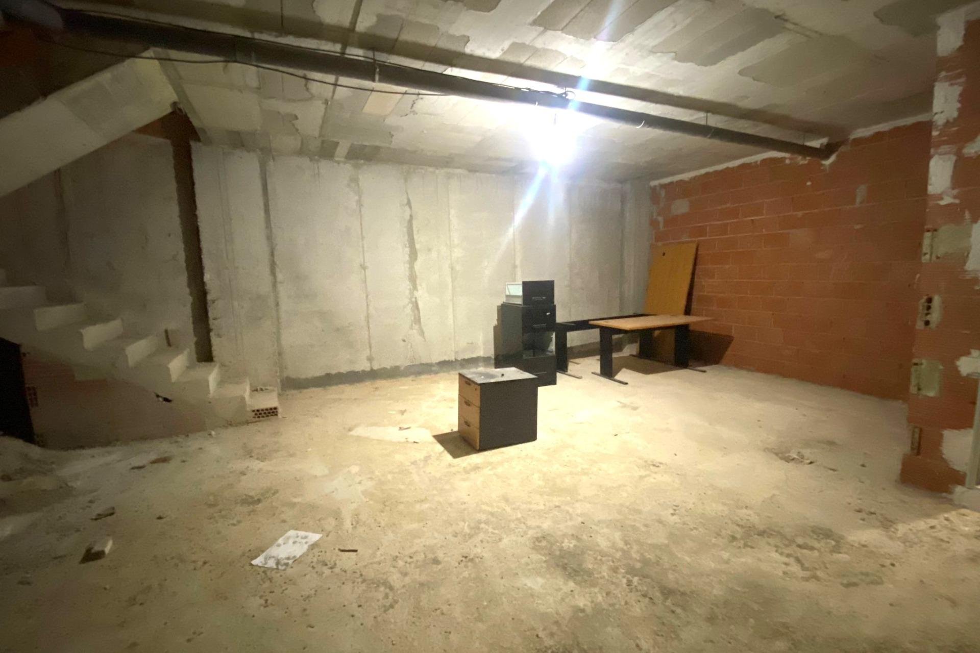 Location - Local commercial - Torrevieja - Puerto