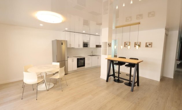 Mieszkanie w bloku - Odsprzedaż - Torrevieja - Acequion