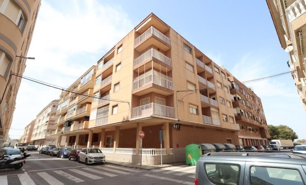 Mieszkanie w bloku - Odsprzedaż - Torrevieja - COR2988