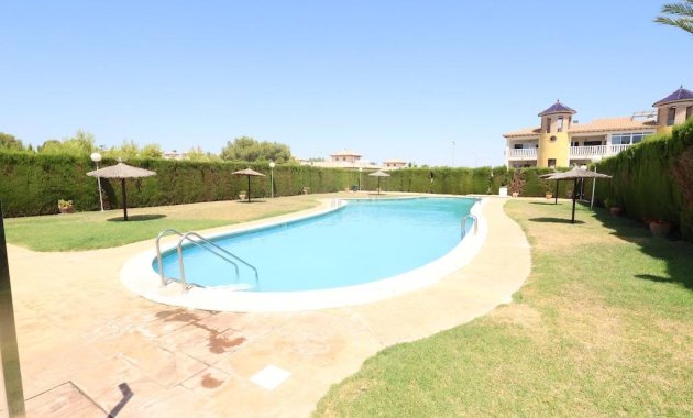 Mieszkanie w bloku - Wynajem długoterminowy - Orihuela Costa - Las Filipinas
