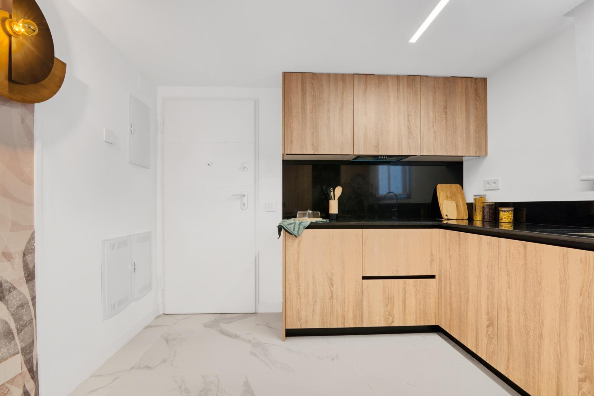 Nowy budynek - budynek - Torrevieja - Punta prima