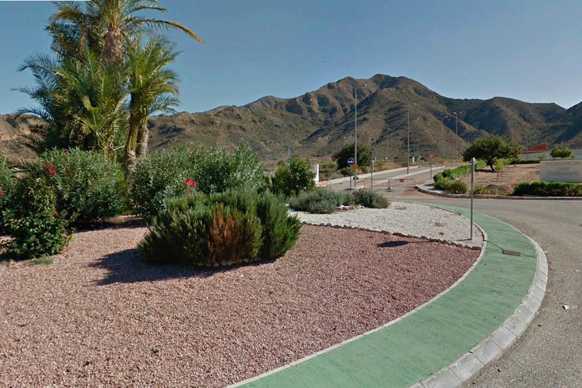 Nowy budynek - dom bliźniaczy - Cox