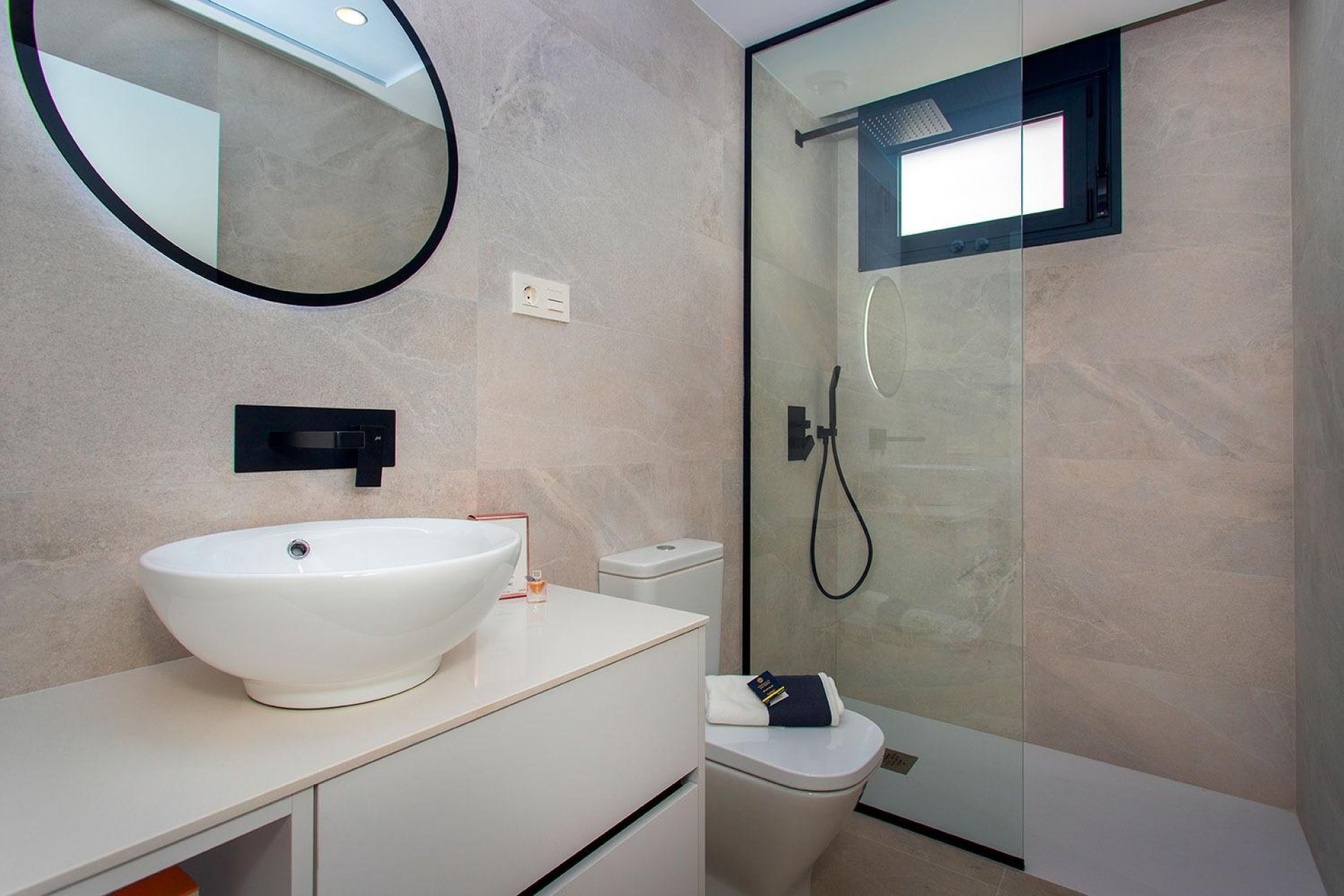 Nowy budynek - Villa - Sucina