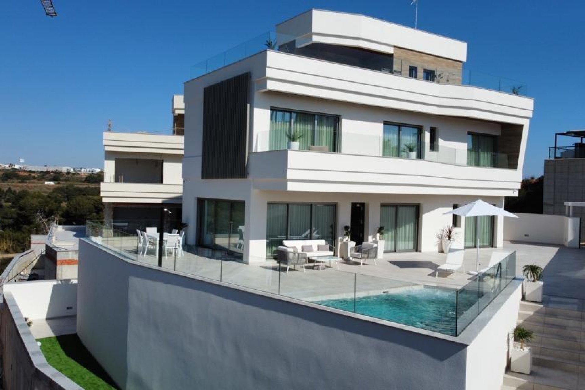 Obra nueva - Villa de Lujo - Orihuela Costa - Campoamor