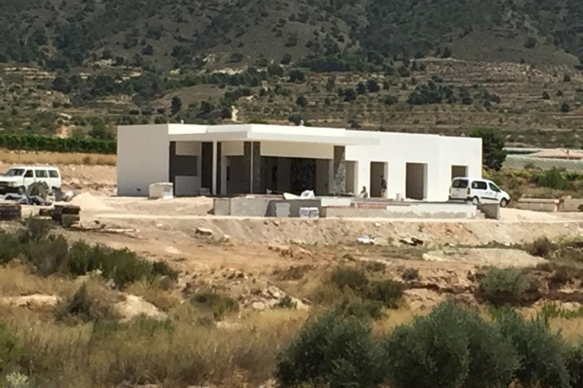Obra nueva - Villa - Pinoso - Comunidad Valenciana