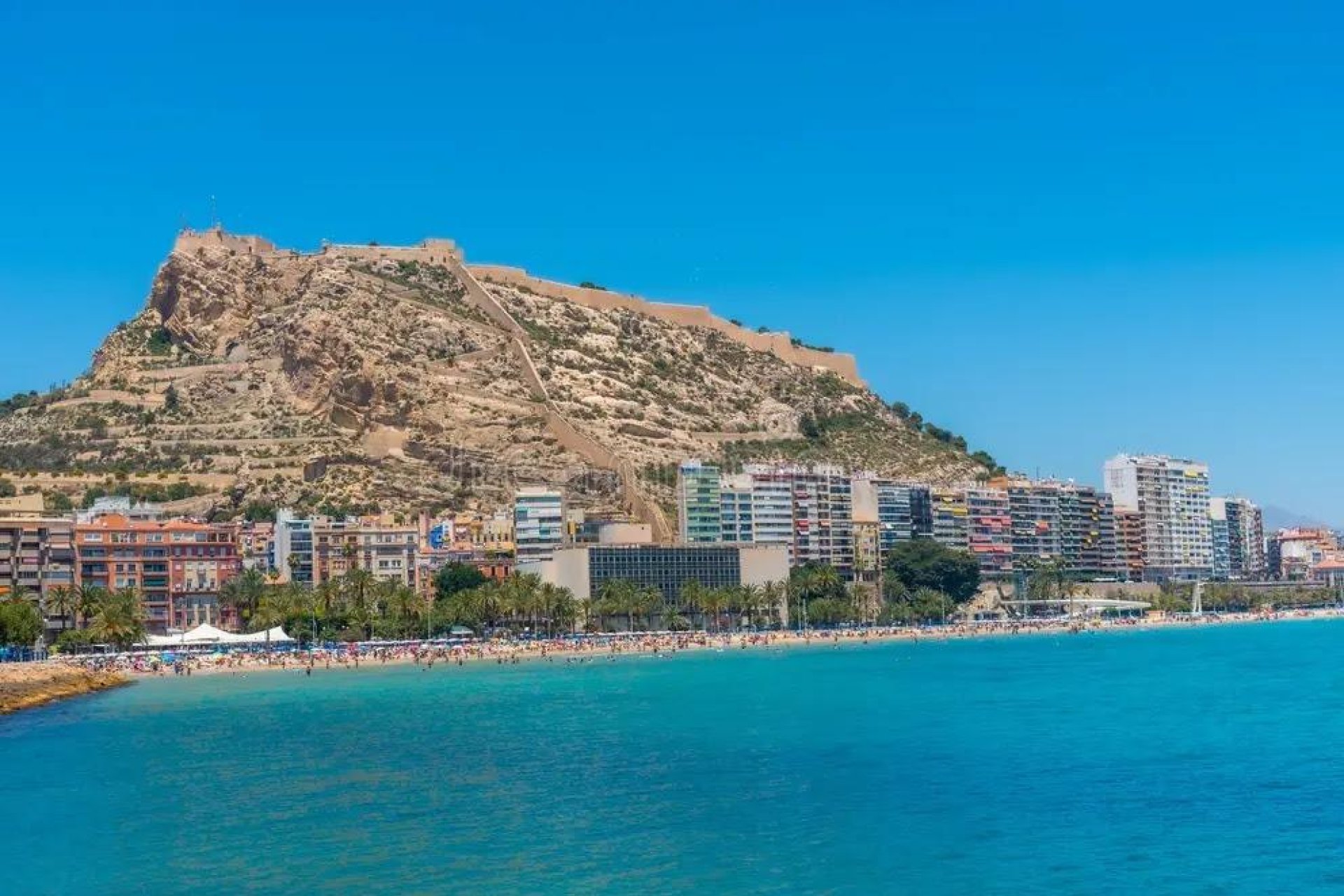 Odsprzedaż - budynek - Alicante - Carolinas Bajas