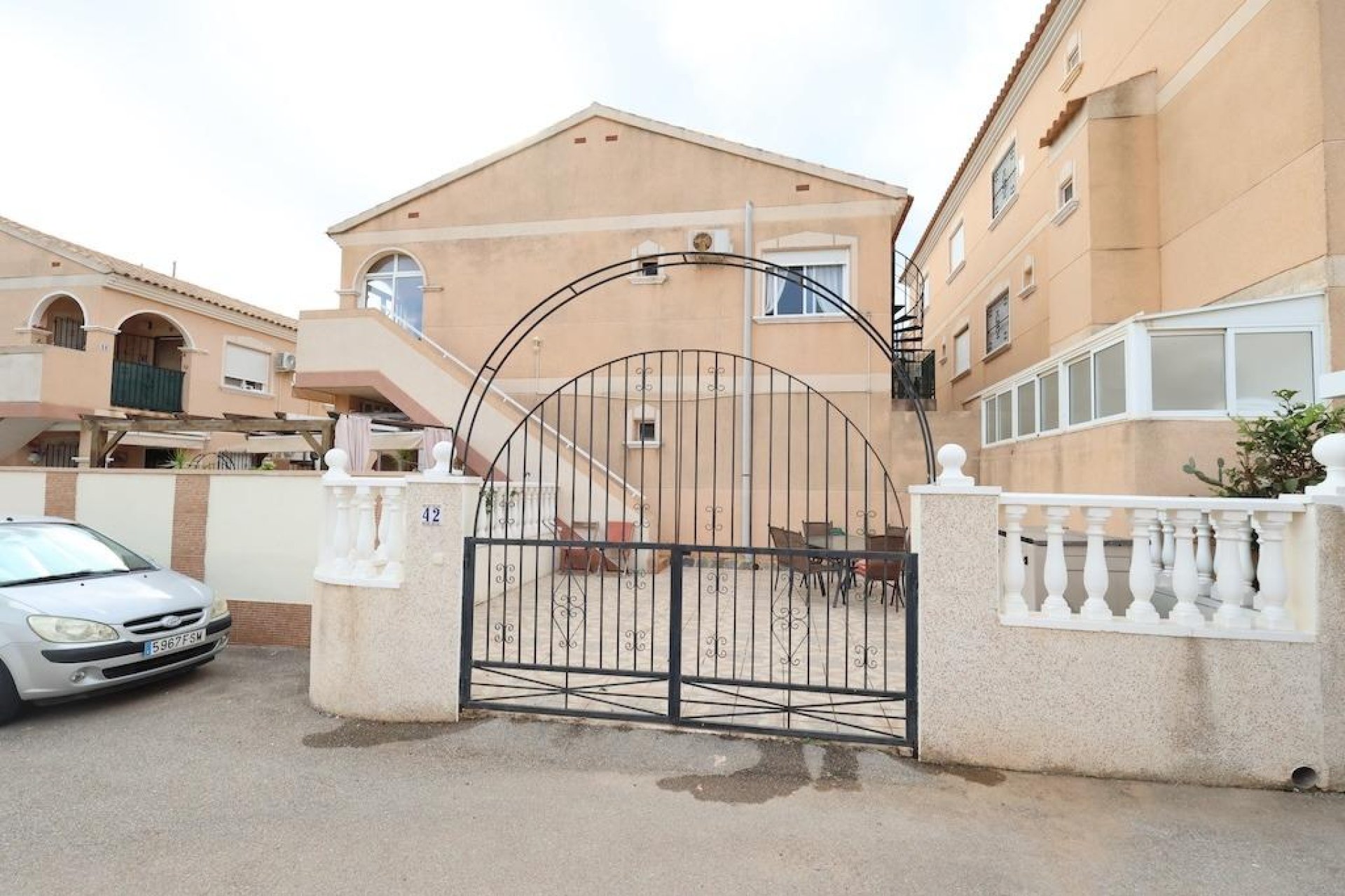 Odsprzedaż - Bungalow na piętrze - Orihuela Costa - La Zenia