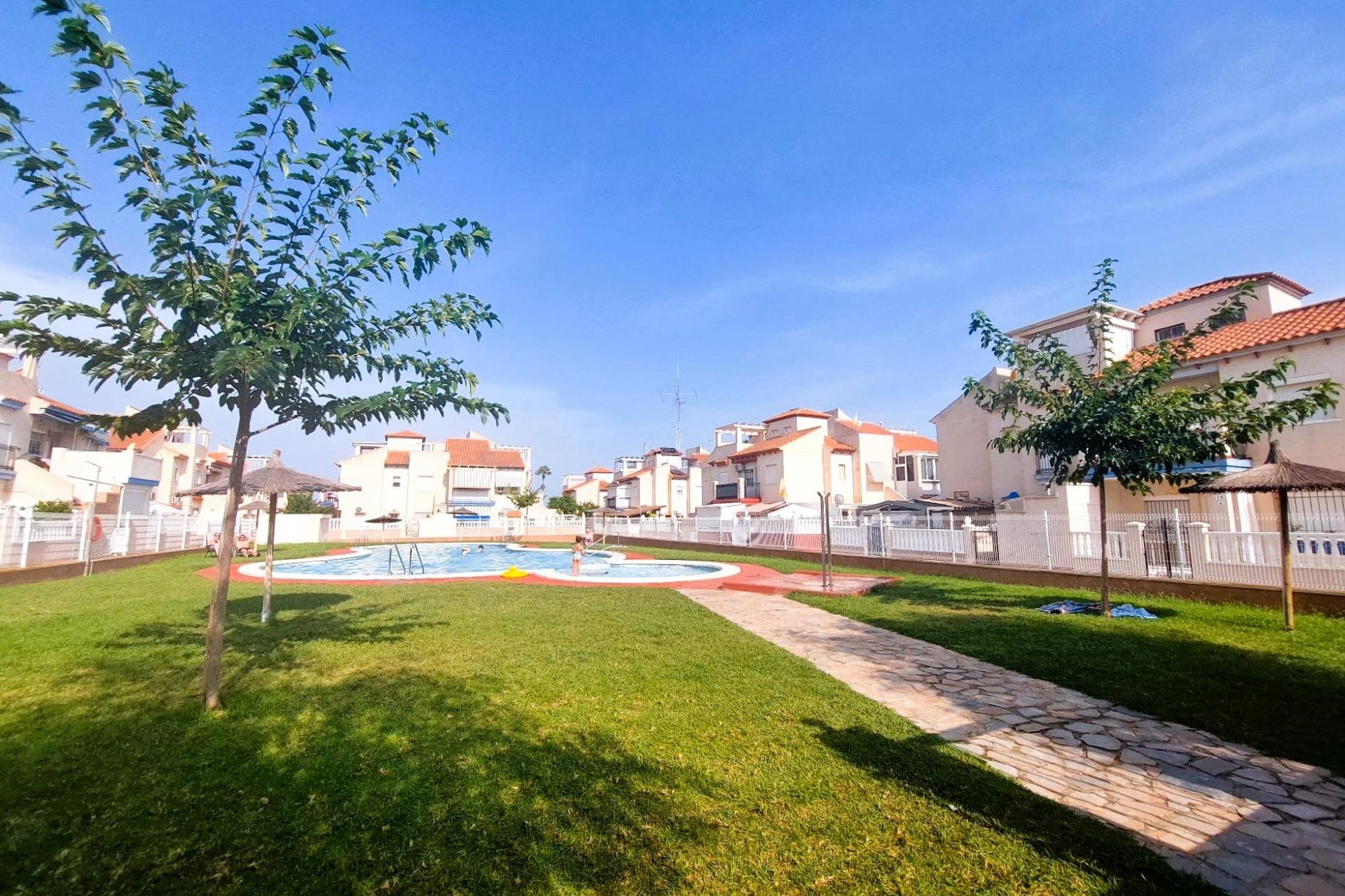 Odsprzedaż - Bungalow na piętrze - Orihuela Costa - Playa Flamenca