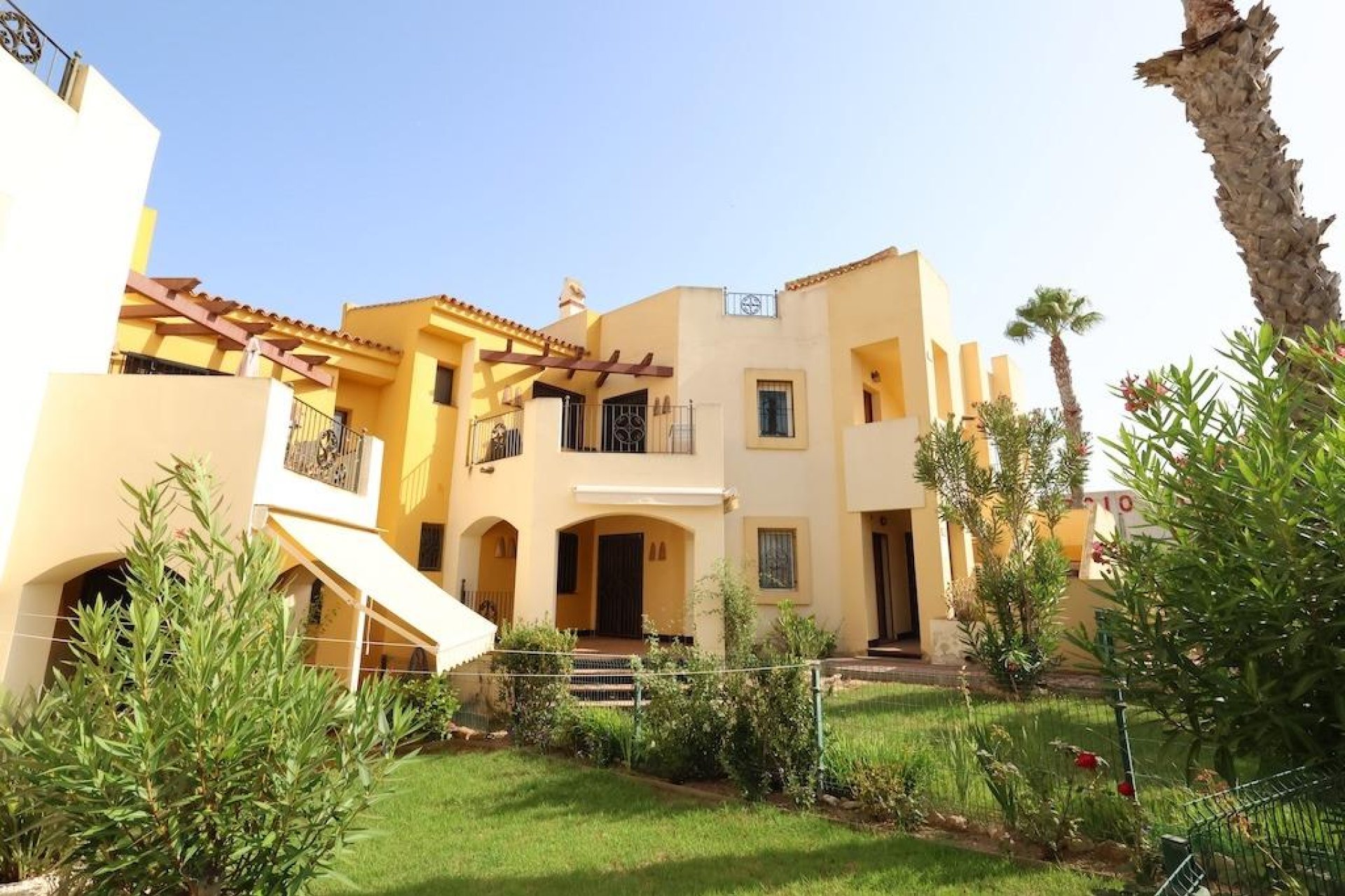 Odsprzedaż - Bungalow na piętrze - Torrevieja - Los Altos