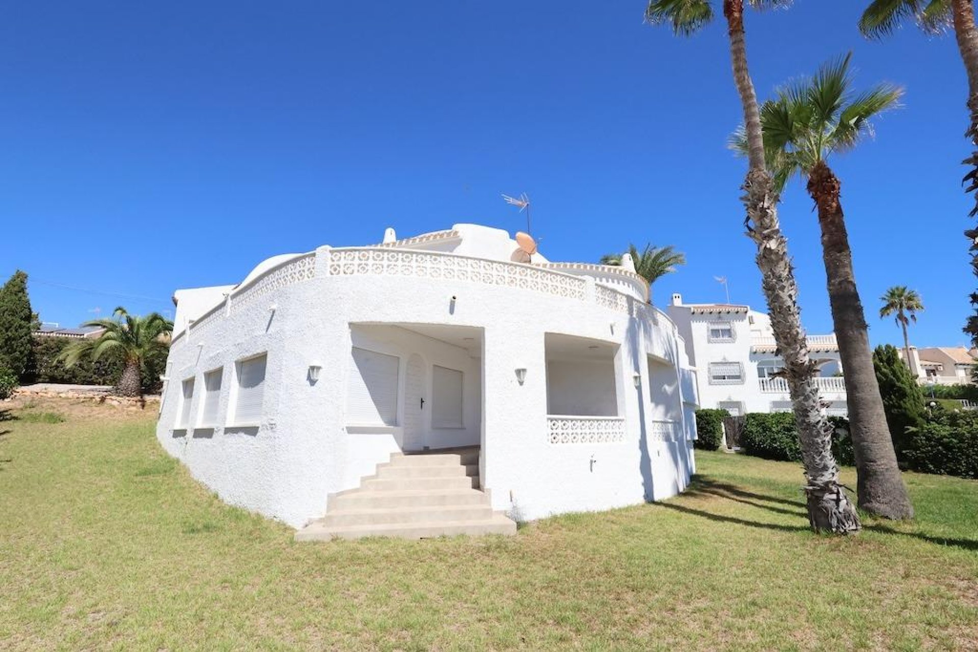 Odsprzedaż - Chalet - Cabo Roig - Cala Capitan