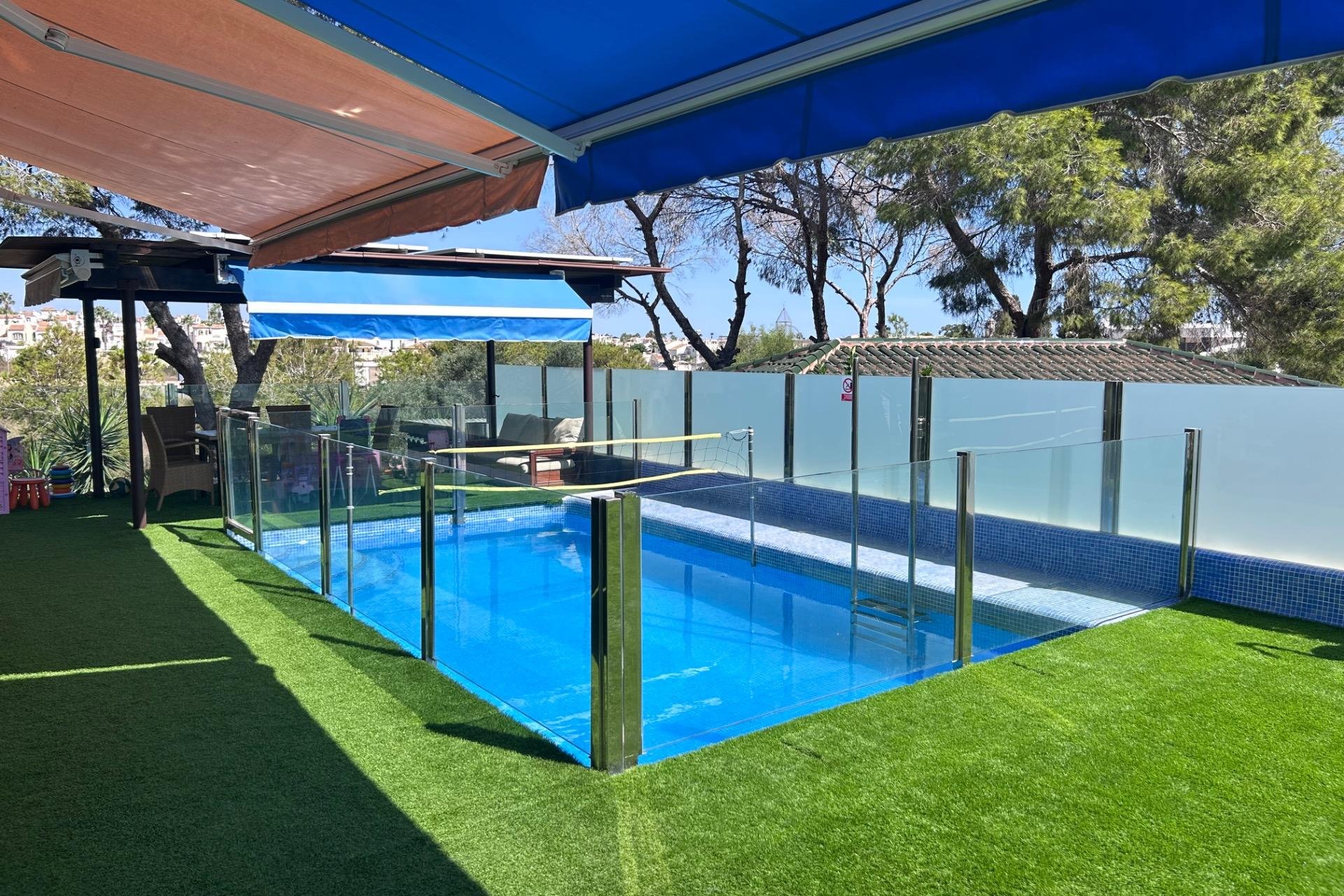 Odsprzedaż - Chalet - Orihuela Costa - Lomas de Cabo Roig-Los Dolses