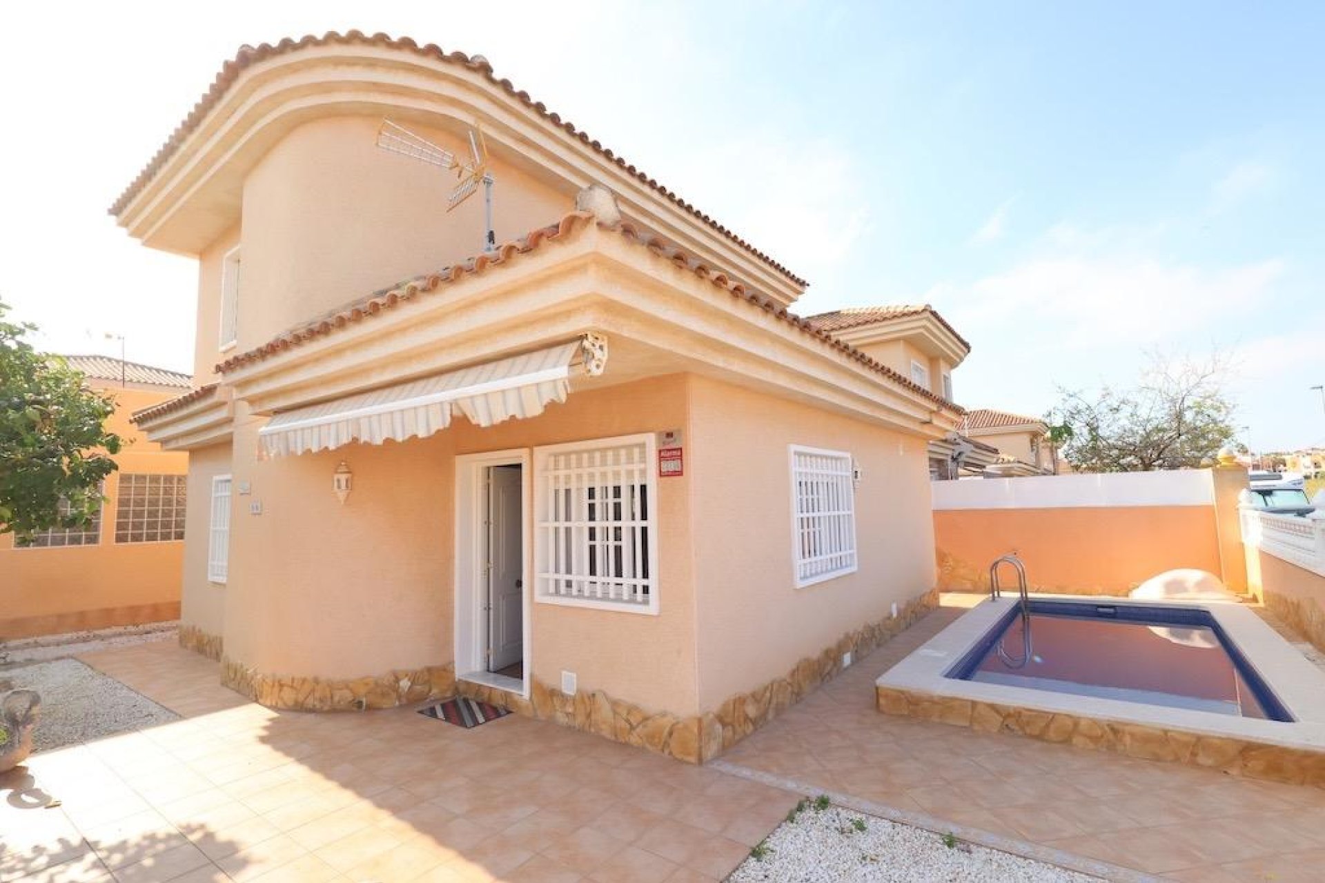 Odsprzedaż - Chalet - Torrevieja - Los Balcones - Los Altos del Edén