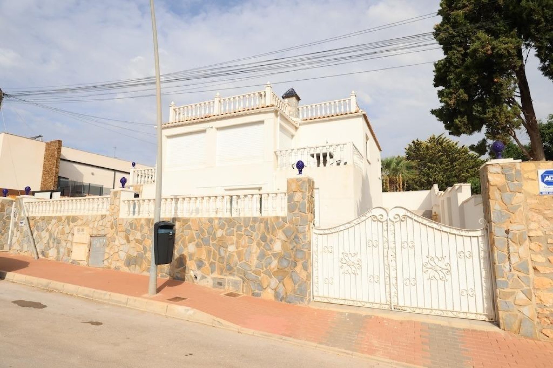 Odsprzedaż - Chalet - Torrevieja - Los Balcones - Los Altos del Edén