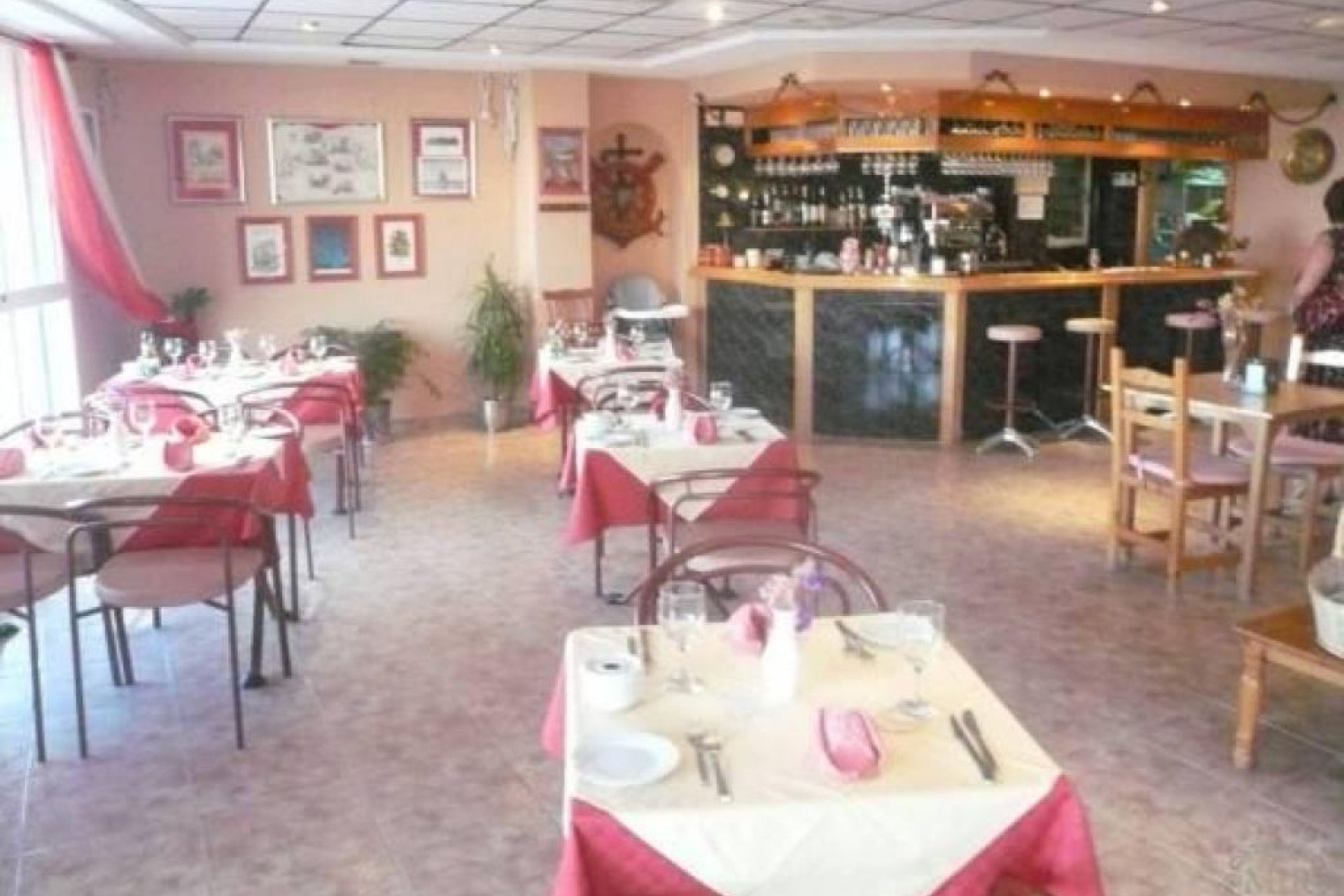 Odsprzedaż - lokal użytkowy - Torrevieja - Acequion