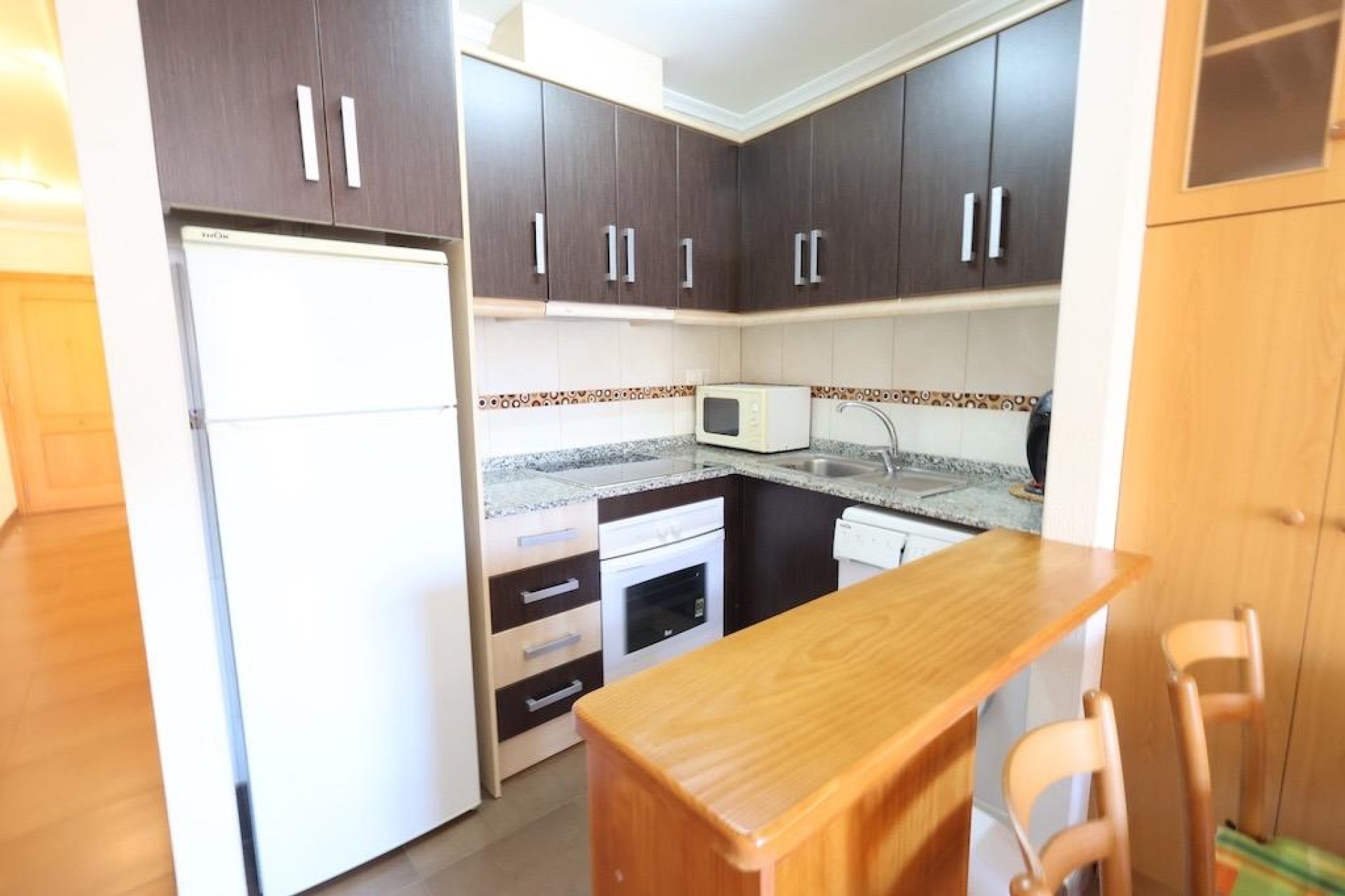Odsprzedaż - Mieszkanie w bloku - Torrevieja - Centro
