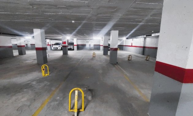 Parkeren - Bestaande woning  - Torrevieja - Playa de los Locos