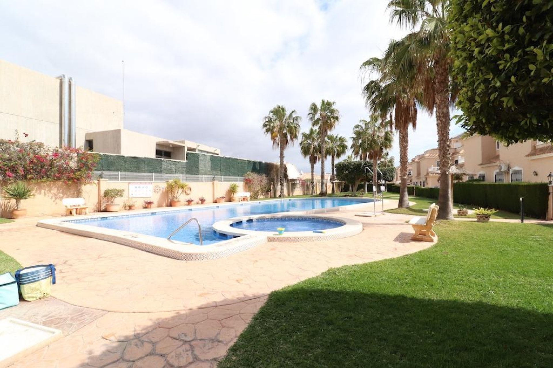 Rental - semi-detached house - Orihuela Costa - La Regia