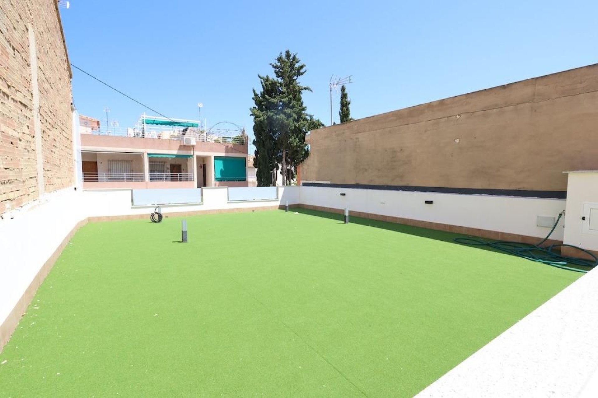 Rental - semi-detached house - Pilar de la Horadada - Torre De La Horadada