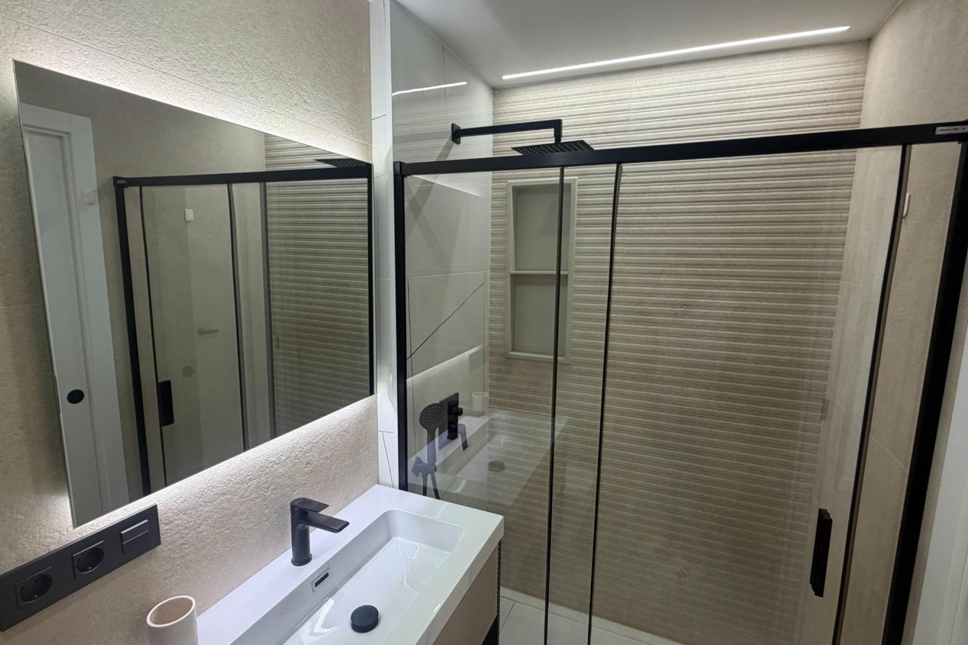 Resale - Apartment  - Los Alcázares - Dolores De Pacheco-santa Rosalía