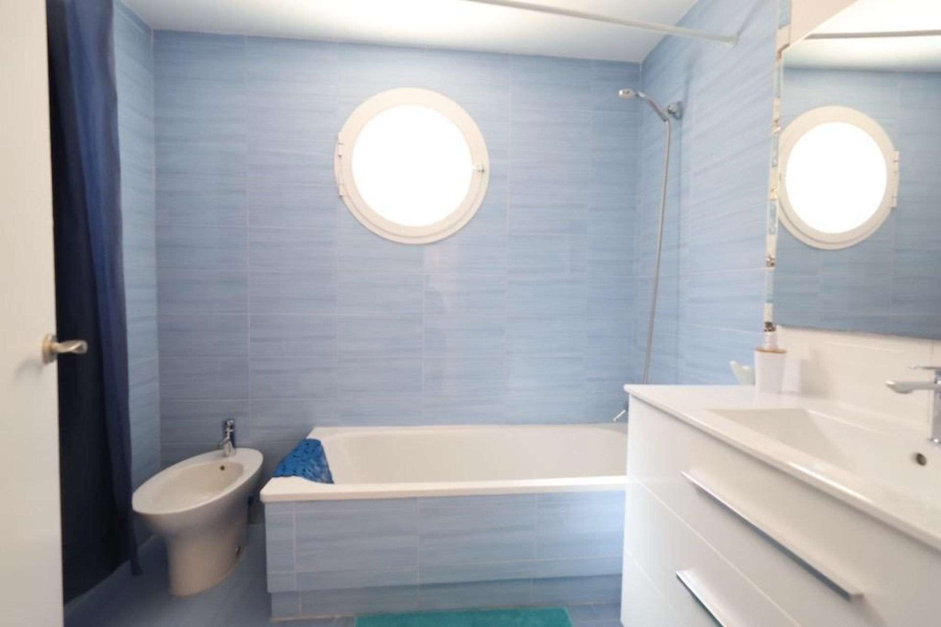 Resale - Apartment  - Orihuela Costa - Campoamor