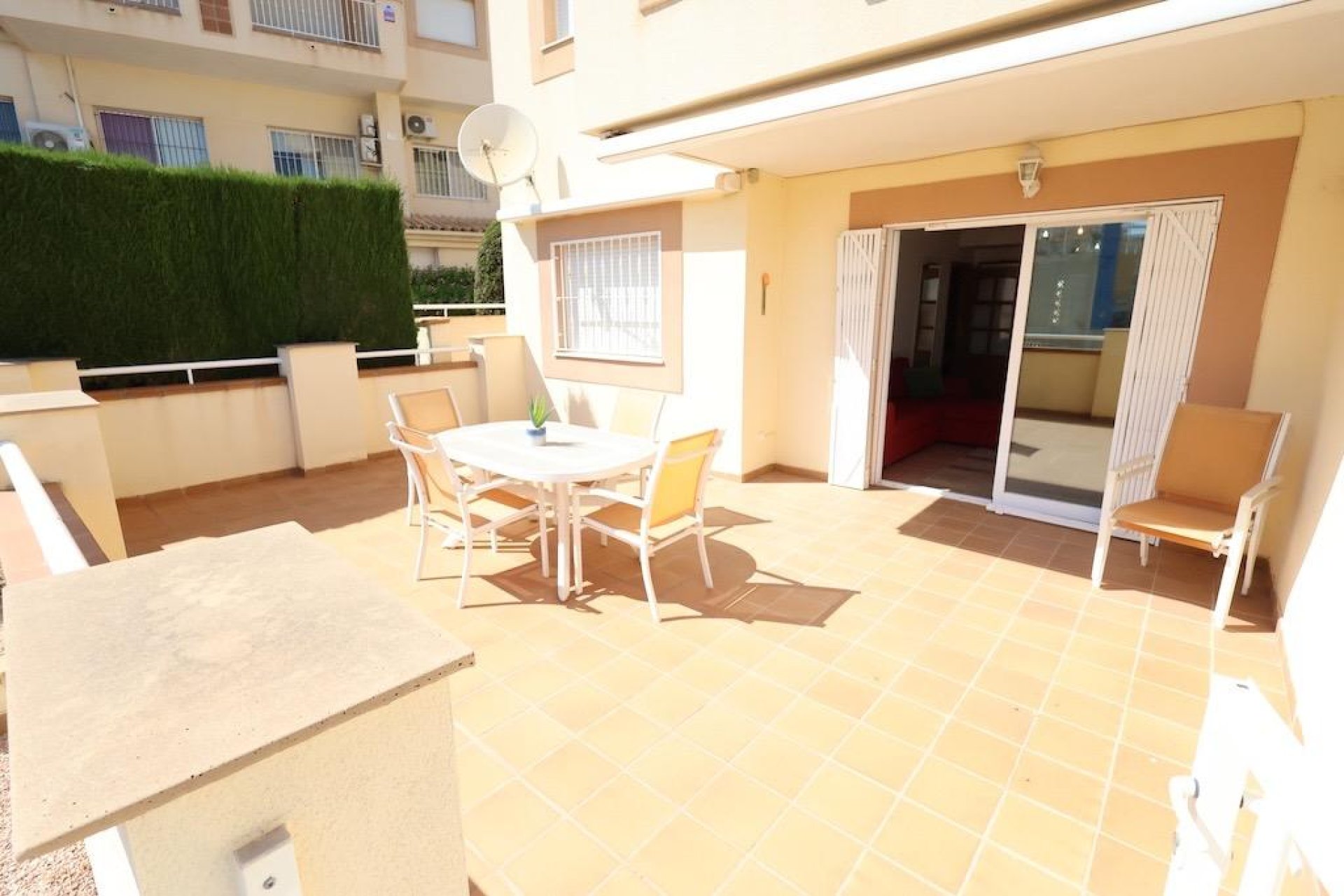 Resale - Apartment  - Orihuela Costa - Campoamor