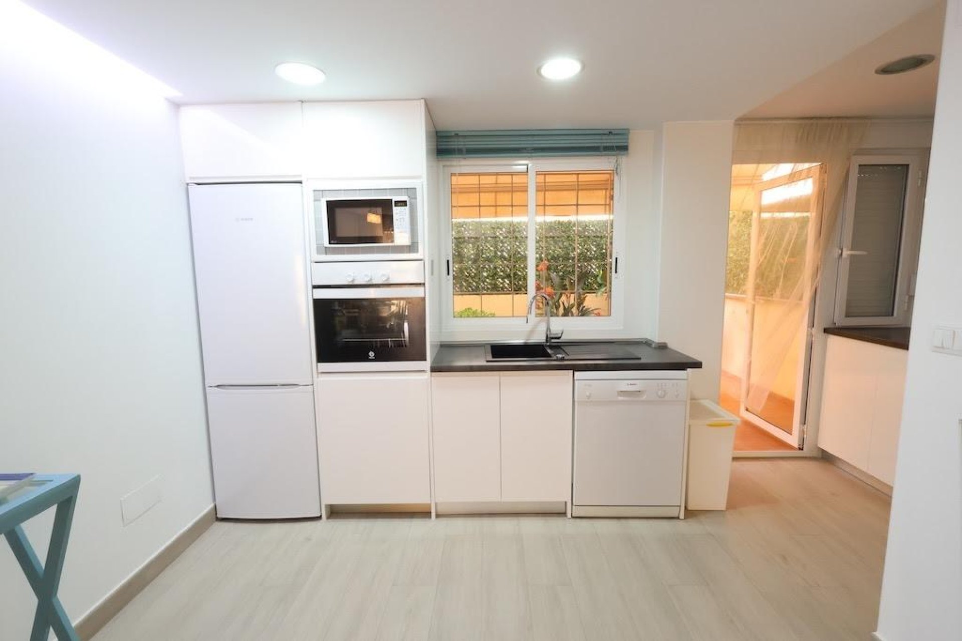 Resale - Apartment  - Orihuela Costa - Campoamor