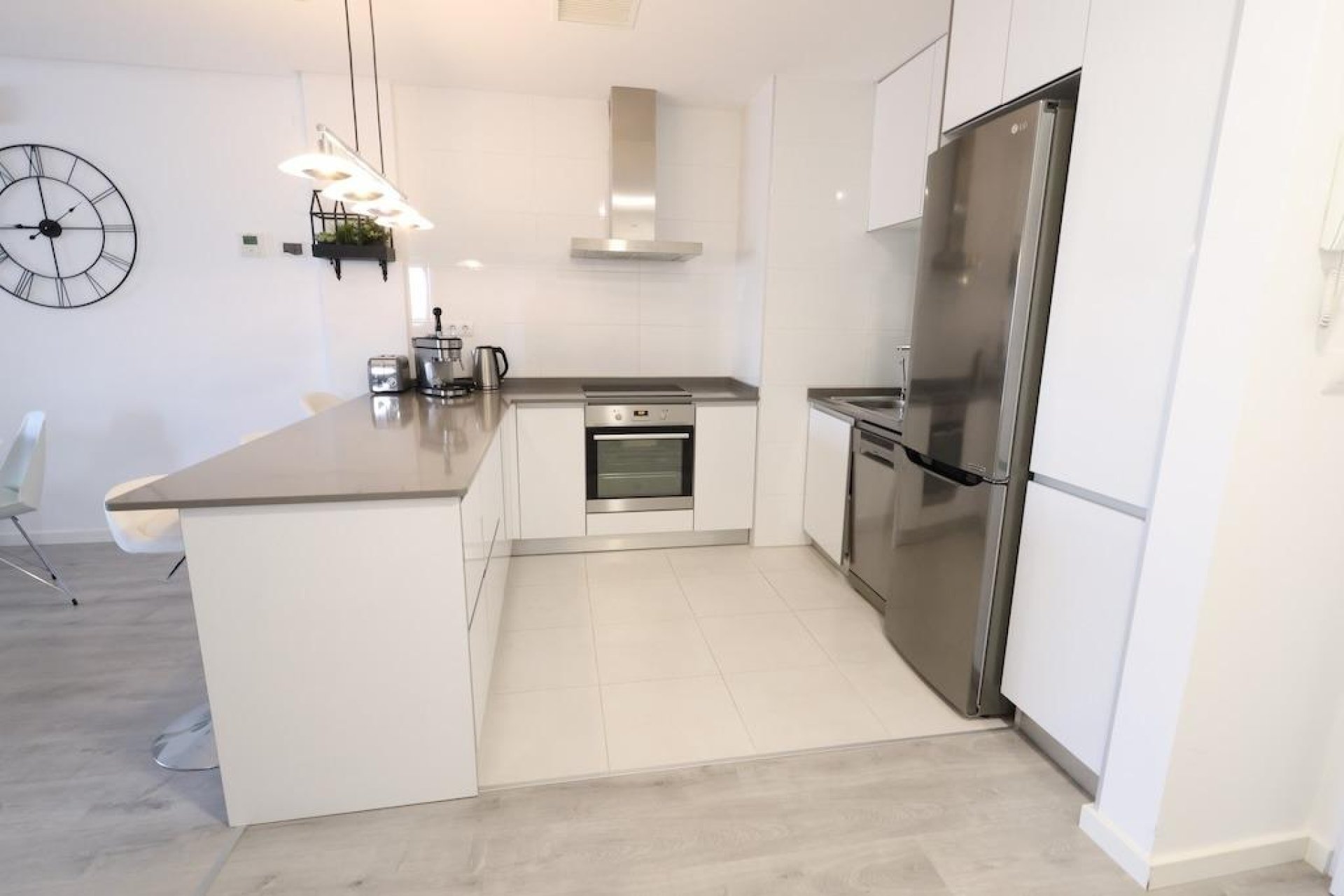 Resale - Apartment  - Orihuela Costa - Los Dolses