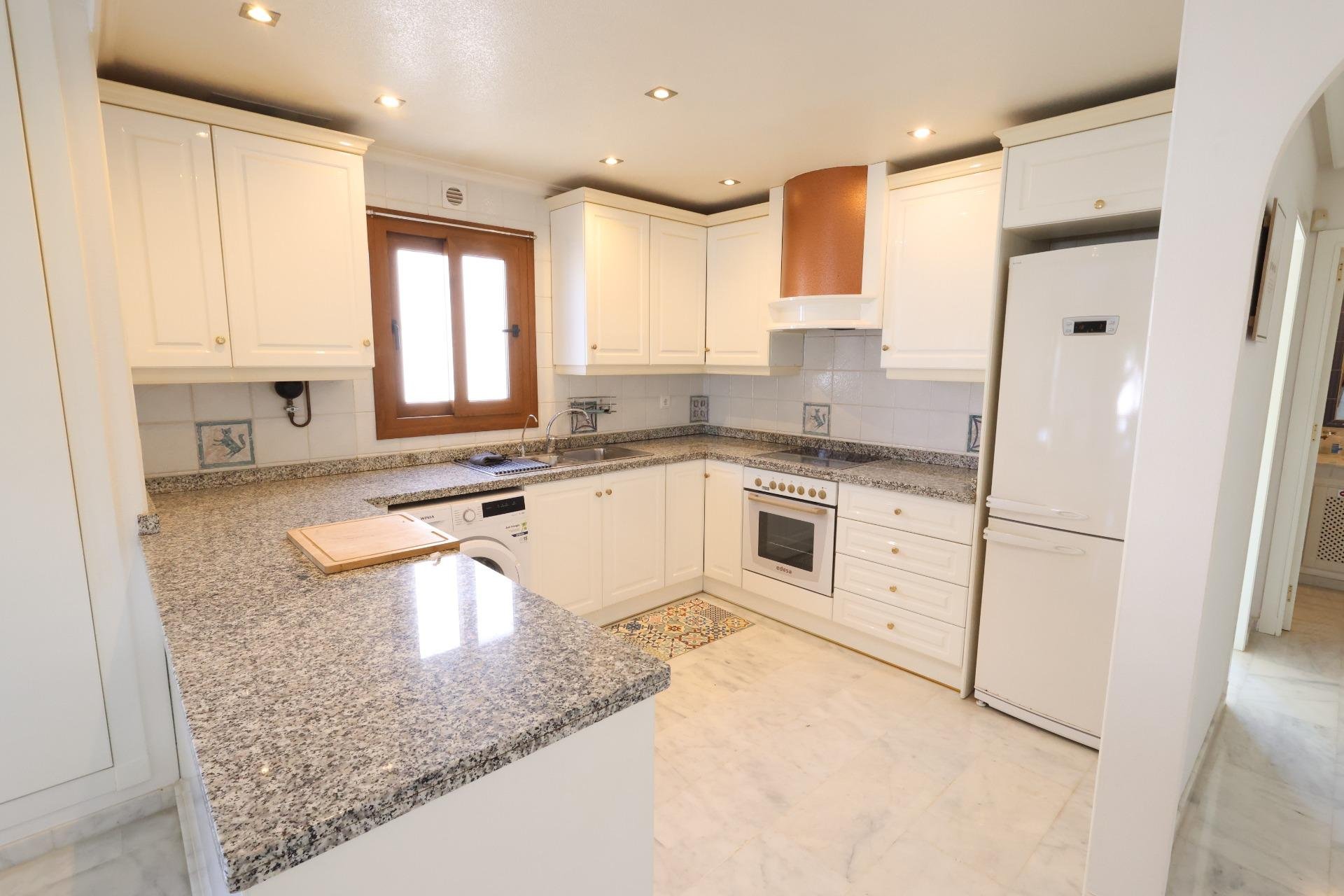 Resale - Apartment  - Orihuela Costa - PAU 8