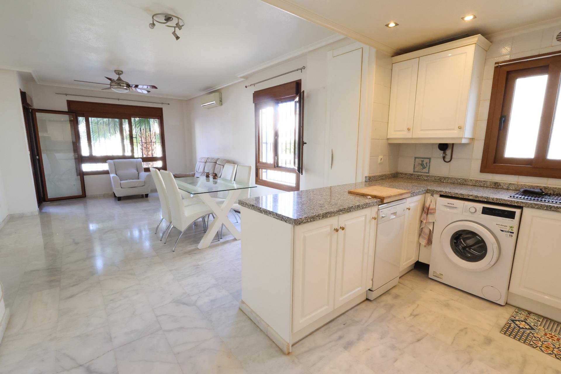 Resale - Apartment  - Orihuela Costa - PAU 8