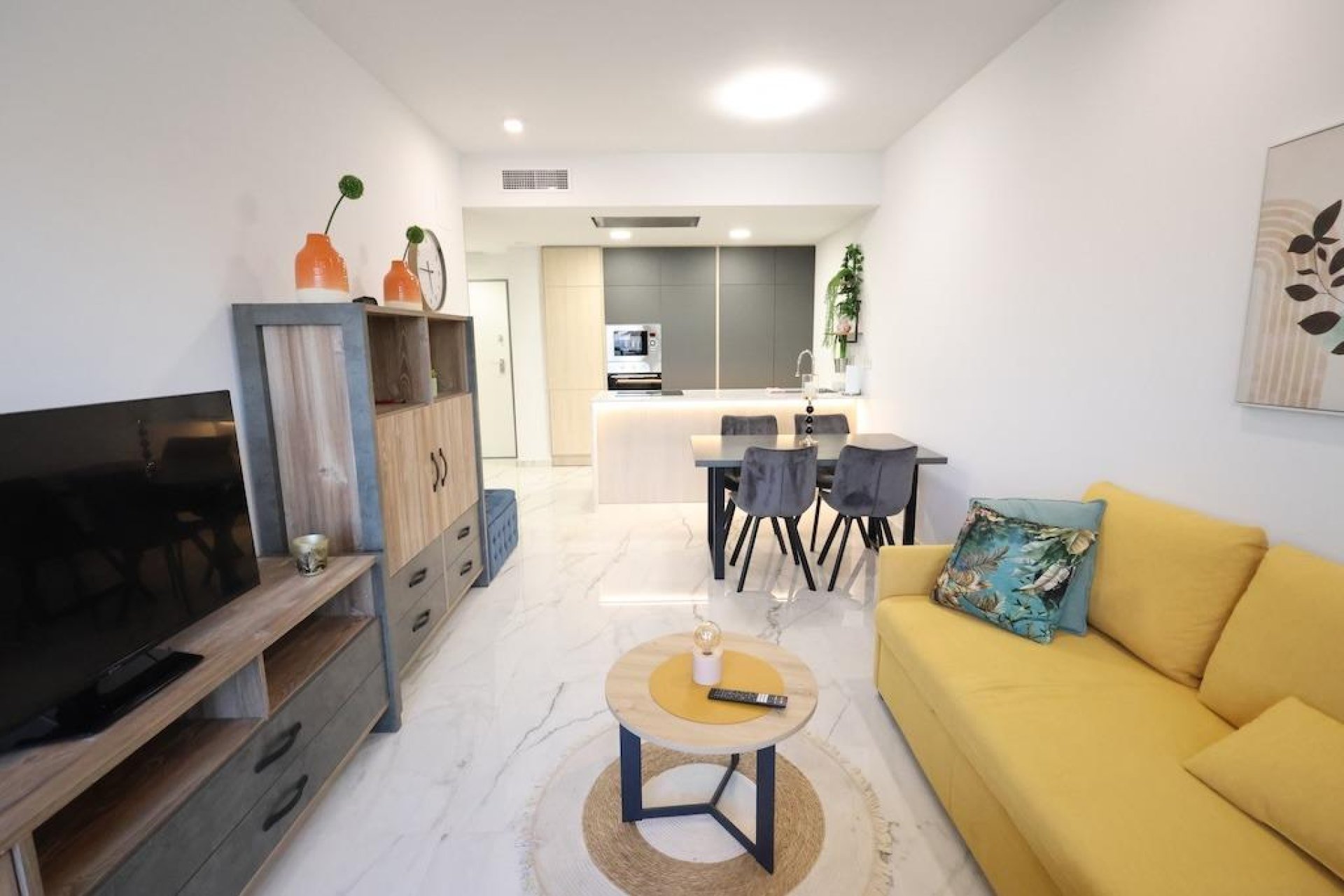 Resale - Apartment  - Orihuela Costa - Punta Prima