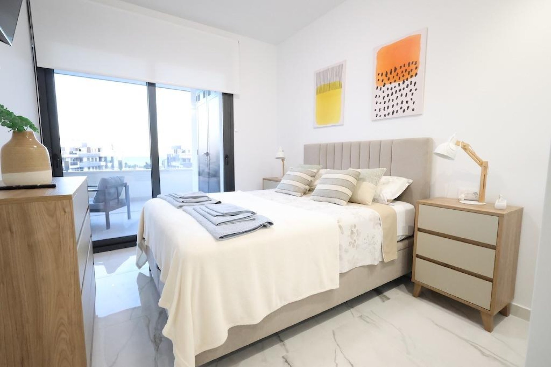 Resale - Apartment  - Orihuela Costa - Punta Prima